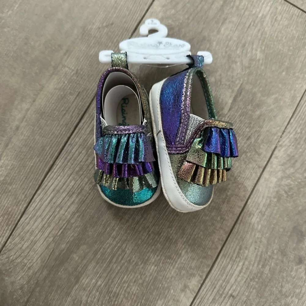 ADORABLE New Glitter rainbow peacock walker shoes baby girl 3-6m rising star